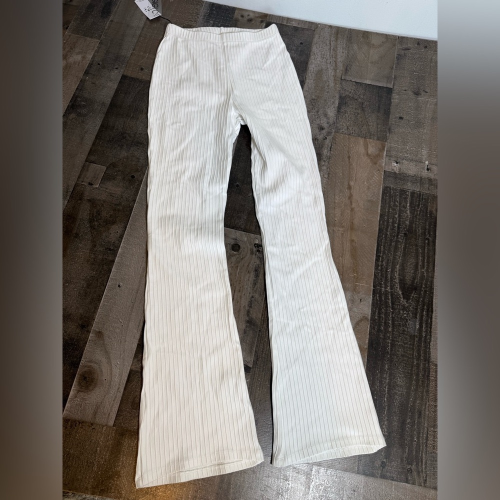 GIGI C Ribbed Knit Flare Pants Cream Ivory‎ High Waist Stretch Coastal Chic NWT